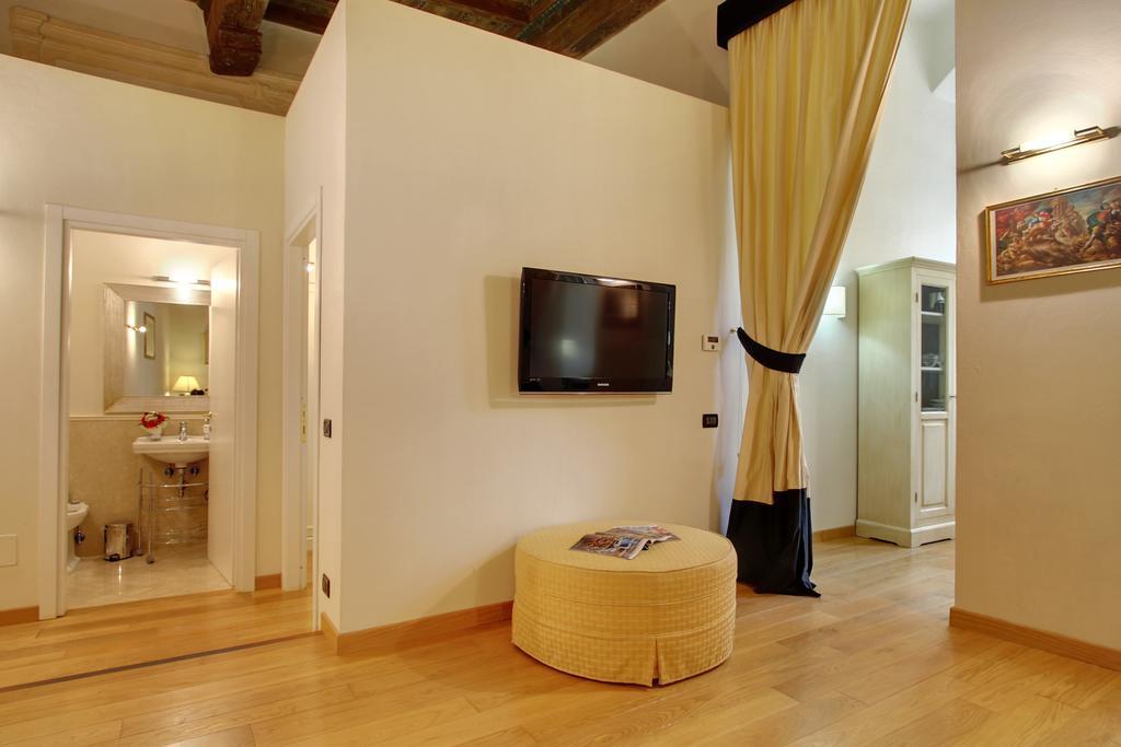 Orlando Palace Apartments Floransa Dış mekan fotoğraf
